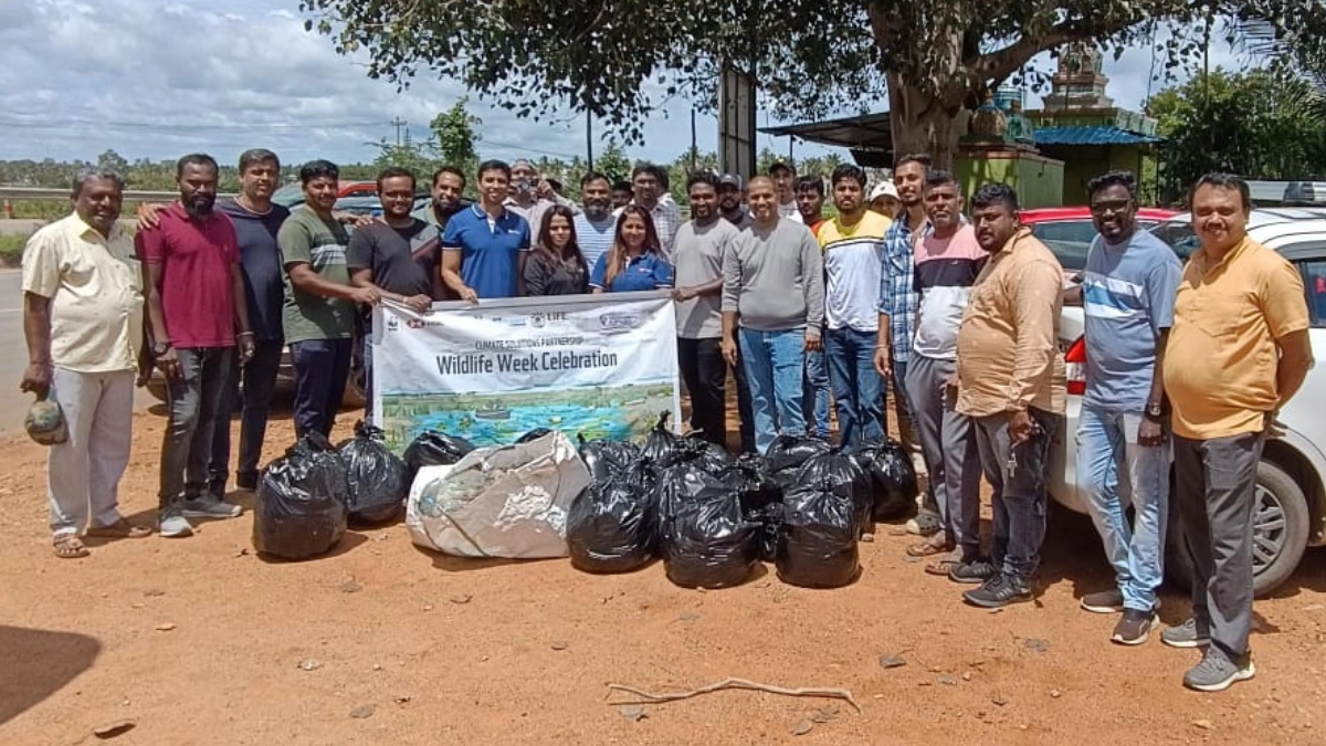ಪಾಲನಜೋಗಿಹಳ್ಳಿ ಕೆರೆಯ ಭಾಗದಲ್ಲಿ ಸ್ವಚ್ಛತಾ ಕಾರ್ಯ: WWF ಸಂಸ್ಥೆಯ ಸಹಭಾಗಿತ್ವ