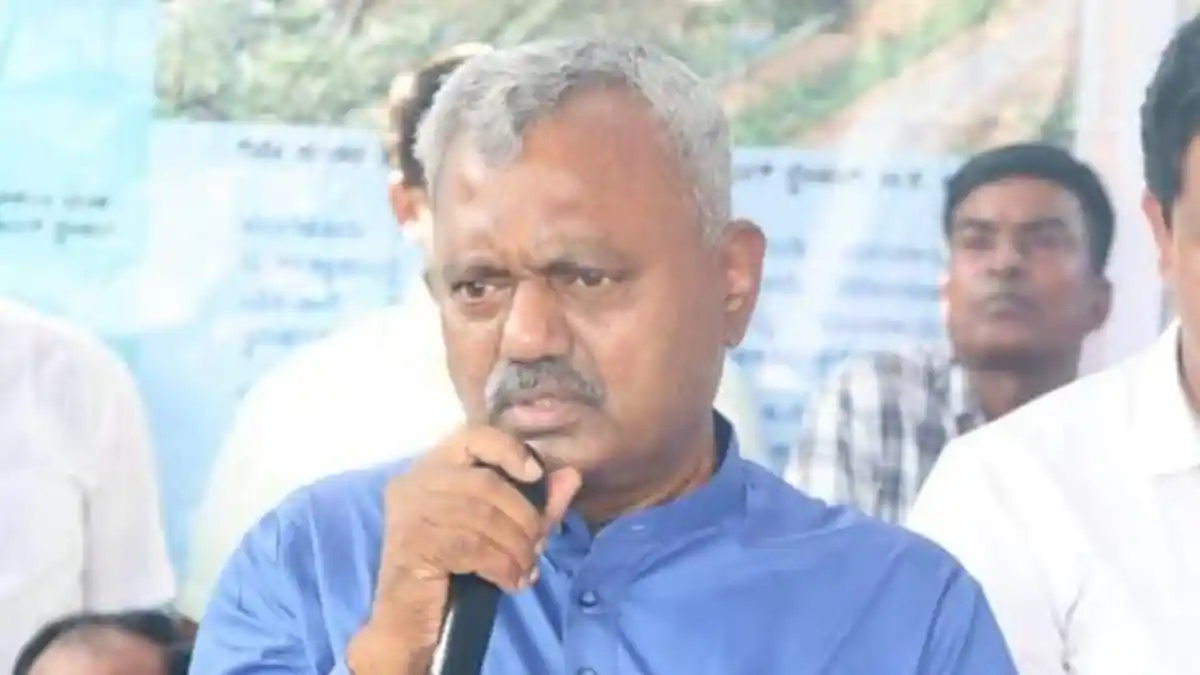 8 ಬಿಜೆಪಿ ಶಾಸಕರು ಶೀಘ್ರ ಕಾಂಗ್ರೆಸ್‌ ಸೆರಲಿದ್ದಾರೆಂದ ST ಸೋಮಶೇಖರ್; ಹಲವರ ಬಗ್ಗೆ ಅನುಮಾನ