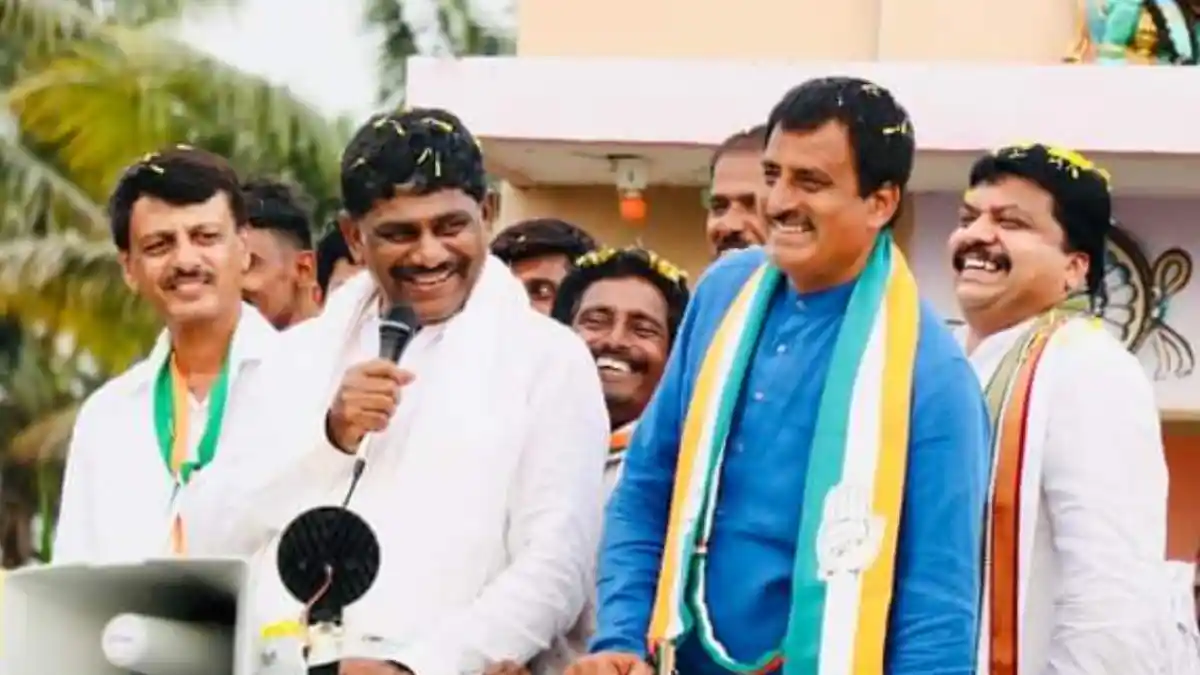 ಕೋವಿಡ್ ಸಮಯದಲ್ಲಿ ನಿಮ್ಮ ನೋವಿಗೆ ಸ್ಪಂದಿಸದವರು, ಈಗ ಮಗ, ಮೊಮ್ಮಗನಿಗೆ ಮತ ಕೇಳಲು ಬಂದಿದ್ದಾರೆ: ಡಿಕೆ ಸುರೇಶ್