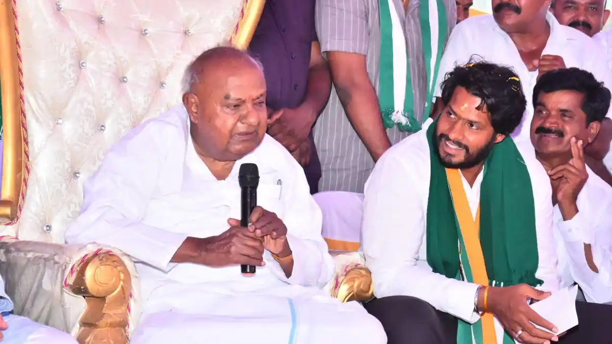 ರಾಜ್ಯ ಕಾಂಗ್ರೆಸ್ ಸರ್ಕಾರ ಪೂರ್ಣಾವಧಿ ಇರಲ್ಲ: ಹೆಚ್.ಡಿ.ದೇವೇಗೌಡ