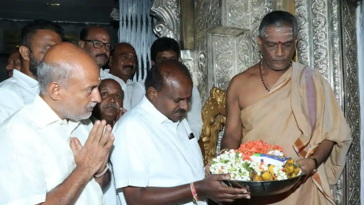 ಚಾಮುಂಡಿ ತಾಯಿ ಮುಂದೆ ನಿಂತು ಹೇಳುತ್ತಿದ್ದೇನೆ ಜಮೀರ್‌ನ ಕುಳ್ಳ ಎಂದಿಲ್ಲ: ಹೆಚ್‌ಡಿಕೆ