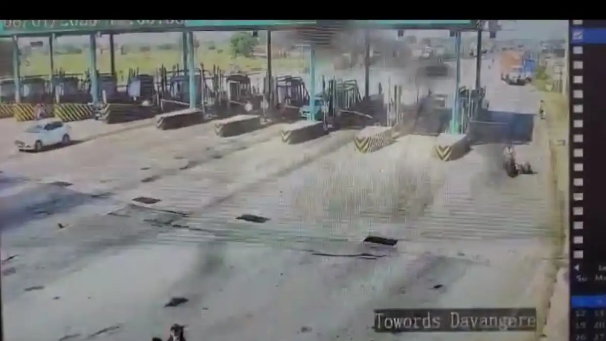 Accident: ಮಗನ ನಿರ್ಲಕ್ಷ್ಯಕ್ಕೆ ಆತನ ತಾಯಿ ಬಲಿ…!| Video
