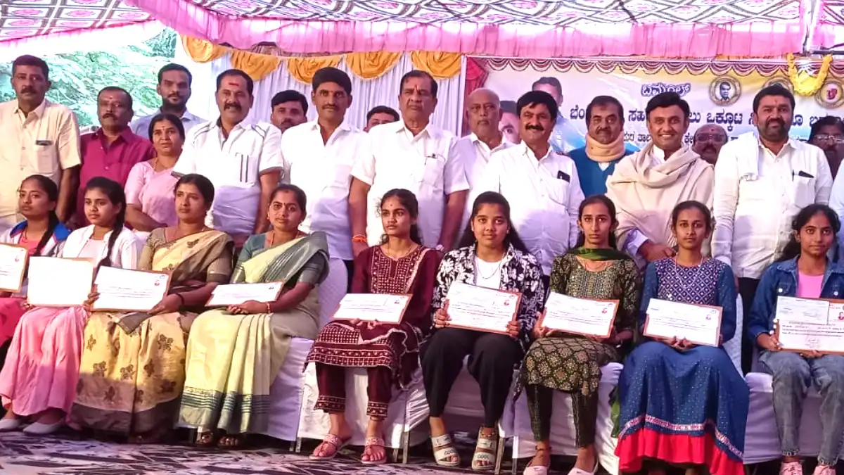 ರೈತರ ಬದುಕನ್ನು ಕಟ್ಟಿಕೊಡುವ ಕೆಲಸ ಮಾಡುತ್ತಿರುವ ಬಿಸಿ ಆನಂದ್ ಅಂತವರನ್ನು ಬಮೂಲ್‌ನಲ್ಲಿ ಉಳಿಸಿಕೊಳ್ಳಿ: ಸಂಸದ  Dr K Sudhakar