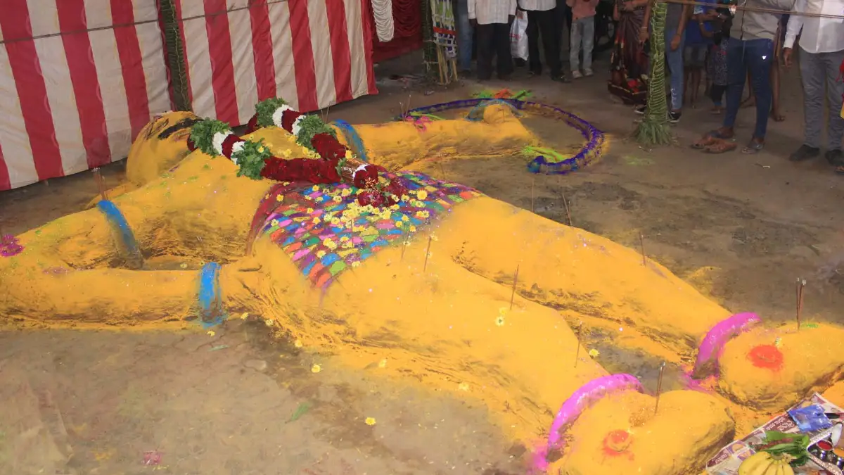 Doddaballapura: ಸಂಭ್ರಮದ ಯುಗಾದಿ ಆಚರಣೆ.. ಕಳೆಗುಂದಿದ ಹೊಸತೊಡಕು