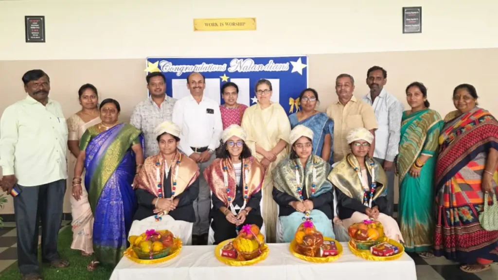 SSLC ಫಲಿತಾಂಶ: ರಾಜ್ಯಕ್ಕೆ ರ್‍ಯಾಂಕ್ ಪಡೆದ ದೊಡ್ಡಬಳ್ಳಾಪುರದ ನಳಂದ ಪ್ರೌಢಶಾಲೆ ವಿದ್ಯಾರ್ಥಿಗಳಿಗೆ ಸನ್ಮಾನ