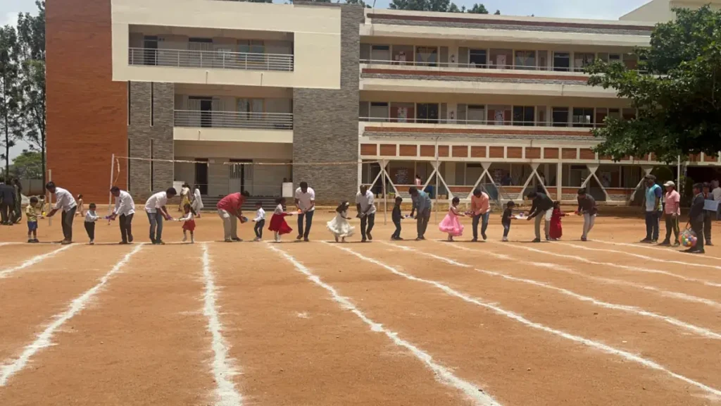 "ಅಪ್ಪಾ, ಐ ಲವ್ ಯೂ ಪಾ" ದೊಡ್ಡಬಳ್ಳಾಪುರದ MSV ಪಬ್ಲಿಕ್ ಶಾಲೆಯಲ್ಲಿ ಫಾದರ್ಸ್ ಡೇ ಸಂಭ್ರಮ