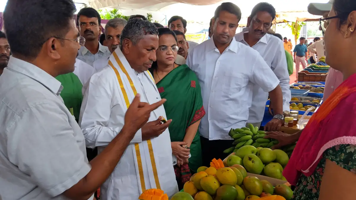 ಬೆಂ.ಗ್ರಾ.ಜಿಲ್ಲಾ ಮಟ್ಟದ ಮಾವು-ಹಲಸು ಪ್ರದರ್ಶನ – ಮಾರಾಟ ಮೇಳಕ್ಕೆ ಚಾಲನೆ