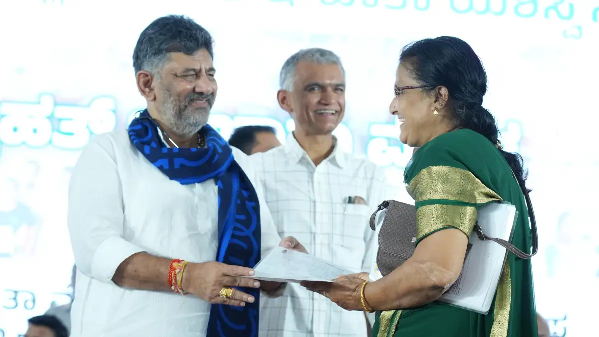 Create an e-account and avoid being scammed by land thieves: DCM D.K. Shivakumar