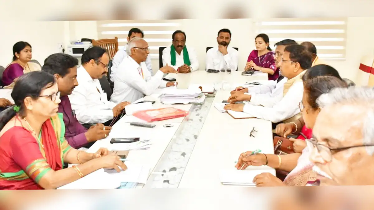 ಗುಡ್ಮಾರ್ನಿಂಗ್ ನ್ಯೂಸ್: ಶಾಲೆಗಳಿಗೆ ಬಿಸಿಯೂಟ ವಿತರಿಸುತ್ತಿರುವ ಏಜನ್ಸಿಗಳೆ ಮೊಟ್ಟೆ, ಬಾಳೆಹಣ್ಣು ಪೂರೈಸಲಿ