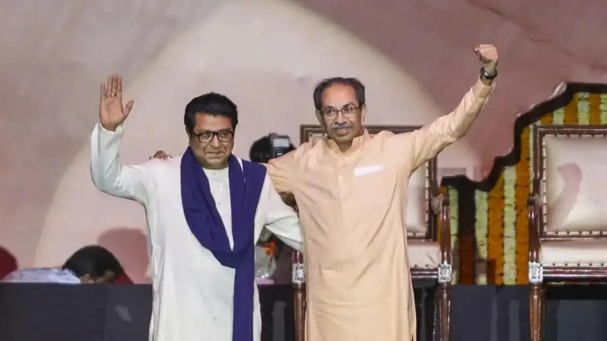 20 ವರ್ಷ ಬಳಿಕ ಒಗ್ಗೂಡಿದ ಶಿವಸೇನೆ ಕುಡಿಗಳು..!