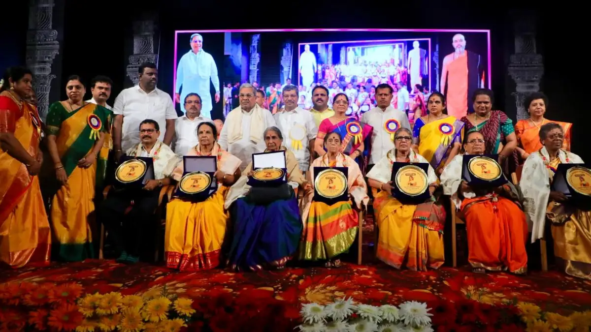 ಶಿಕ್ಷಣದಲ್ಲಿ ಹೆಣ್ಣು ಮಕ್ಕಳು ಮುಂದು: ಸಿಎಂ ಸಿದ್ದರಾಮಯ್ಯ ಮೆಚ್ಚುಗೆ