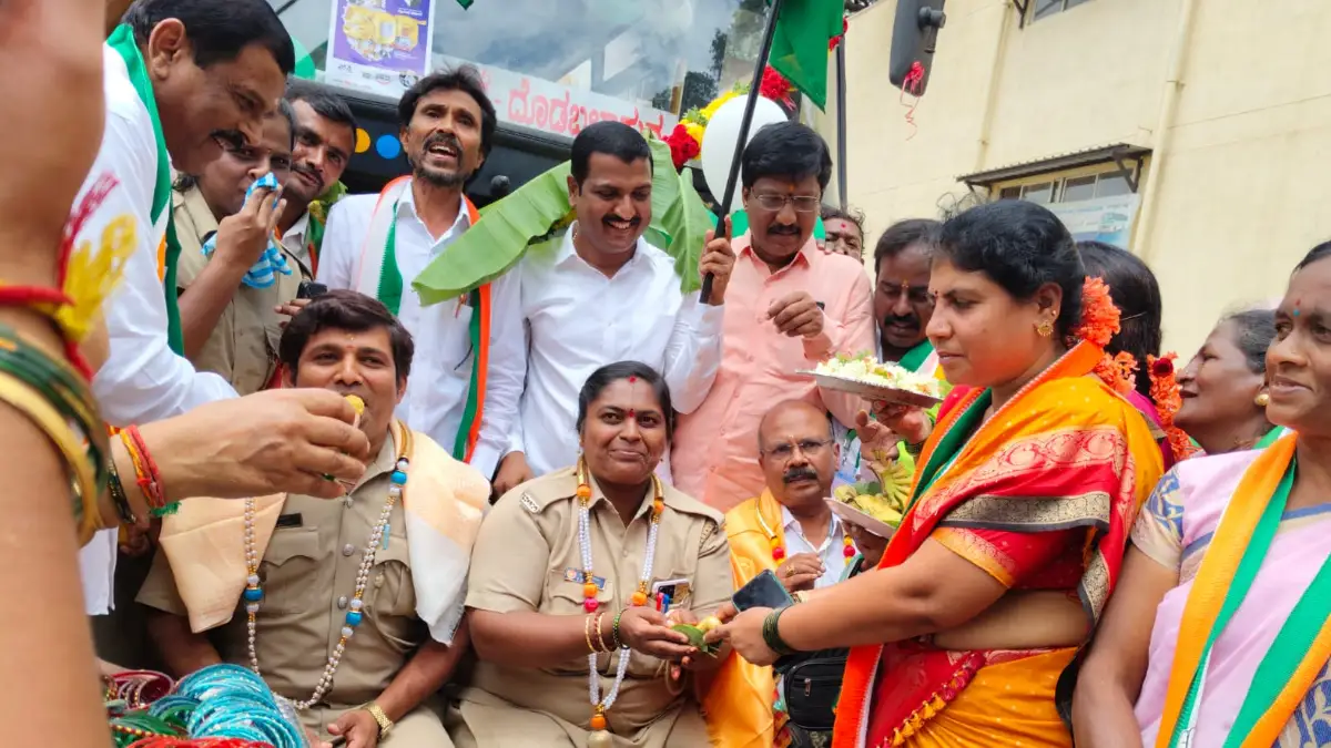 ಶಕ್ತಿ ಯೋಜನೆಯ 500 ಕೋಟಿ ಉಚಿತ ಟಿಕೆಟ್ ವಿತರಣೆ: ದೊಡ್ಡಬಳ್ಳಾಪುರದಲ್ಲಿ ಶಕ್ತಿ ಸಂಭ್ರಮ