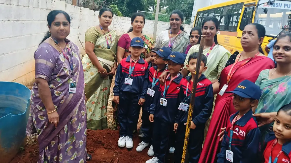 ಎಂಎಸ್‌ವಿ ಪಬ್ಲಿಕ್ ಶಾಲೆಯಲ್ಲಿ ವನ ಮಹೋತ್ಸವ: “ತಾಯಿಯ ಹೆಸರಲ್ಲೊಂದು ಗಿಡ” ನೆಟ್ಟ ಮಕ್ಕಳು