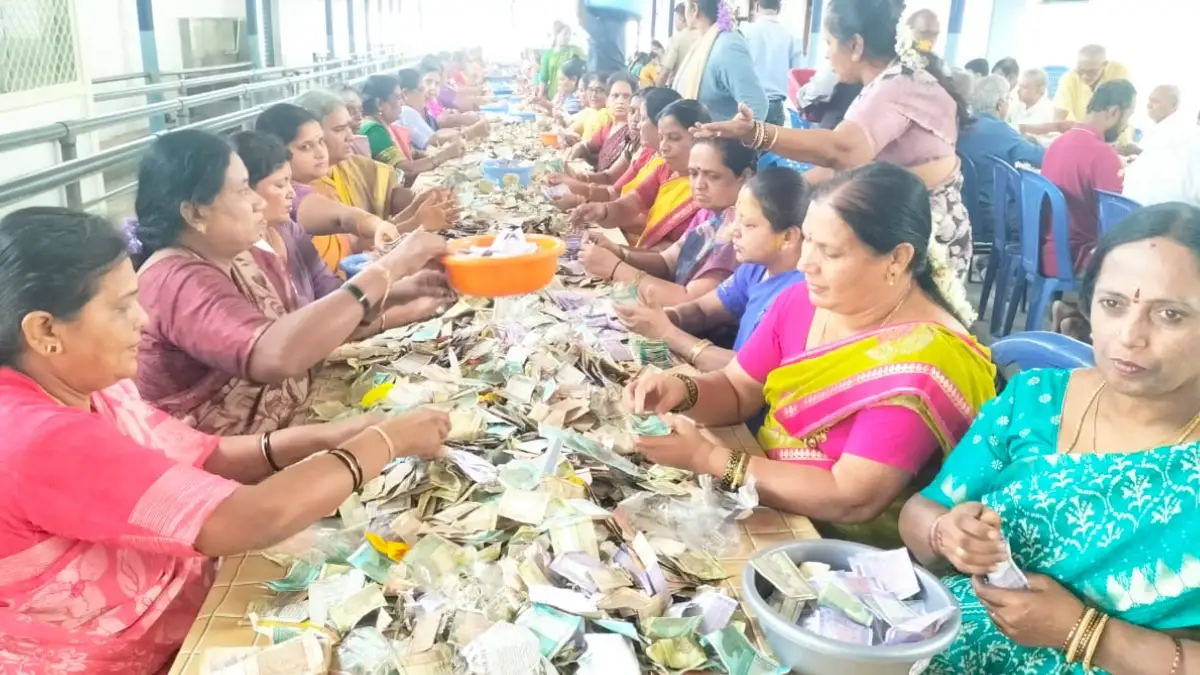 ಶ್ರೀ ಕ್ಷೇತ್ರ ಘಾಟಿ ದೇಗುಲದಲ್ಲಿ ಹುಂಡಿ ಎಣಿಕೆ: 58 ದಿನಗಳಲ್ಲಿ ಭರ್ಜರಿ ಕಾಣಿಕೆ ಸಂಗ್ರಹ| Video