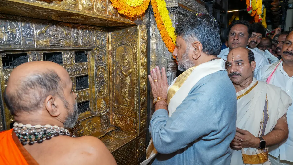 ನನ್ನ ಮಾತಲ್ಲಿ ತಪ್ಪು ಹುಡುಕುವವರೇ ಹೆಚ್ಚು..ಉಡುಪಿ ಶ್ರೀಕೃಷ್ಣನಿಗೆ ಡಿಸಿಎಂ ಡಿ.ಕೆ. ಶಿವಕುಮಾರ್ ಮೊರೆ