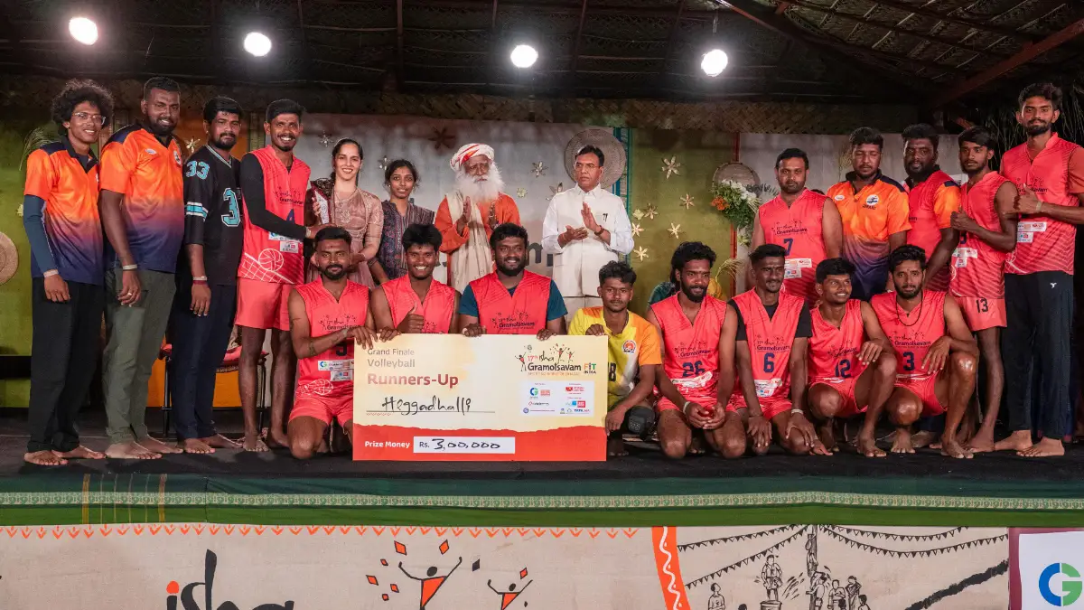 ಈಶ ಗ್ರಾಮೋತ್ಸವ 2025; ಗ್ರ್ಯಾಂಡ್ ಫಿನಾಲೆಯಲ್ಲಿ ರನ್ನರ್‌ಅಪ್ ಆಗಿ ಹೊರಹೊಮ್ಮಿದ ದೊಡ್ಡಬಳ್ಳಾಪುರದ ಹೆಗ್ಗಡಿಹಳ್ಳಿ ತಂಡ..!