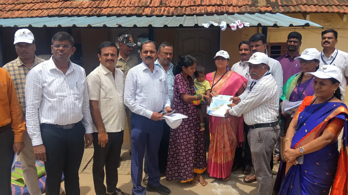 ಸಾಮಾಜಿಕ ಶೈಕ್ಷಣಿಕ ಸಮೀಕ್ಷೆಗೆ ಚಾಲನೆ:  ಮಹತ್ವದ ಮಾಹಿತಿ ನೀಡಿದ ಜಿಲ್ಲಾಧಿಕಾರಿ ಎ.ಬಿ ಬಸವರಾಜು