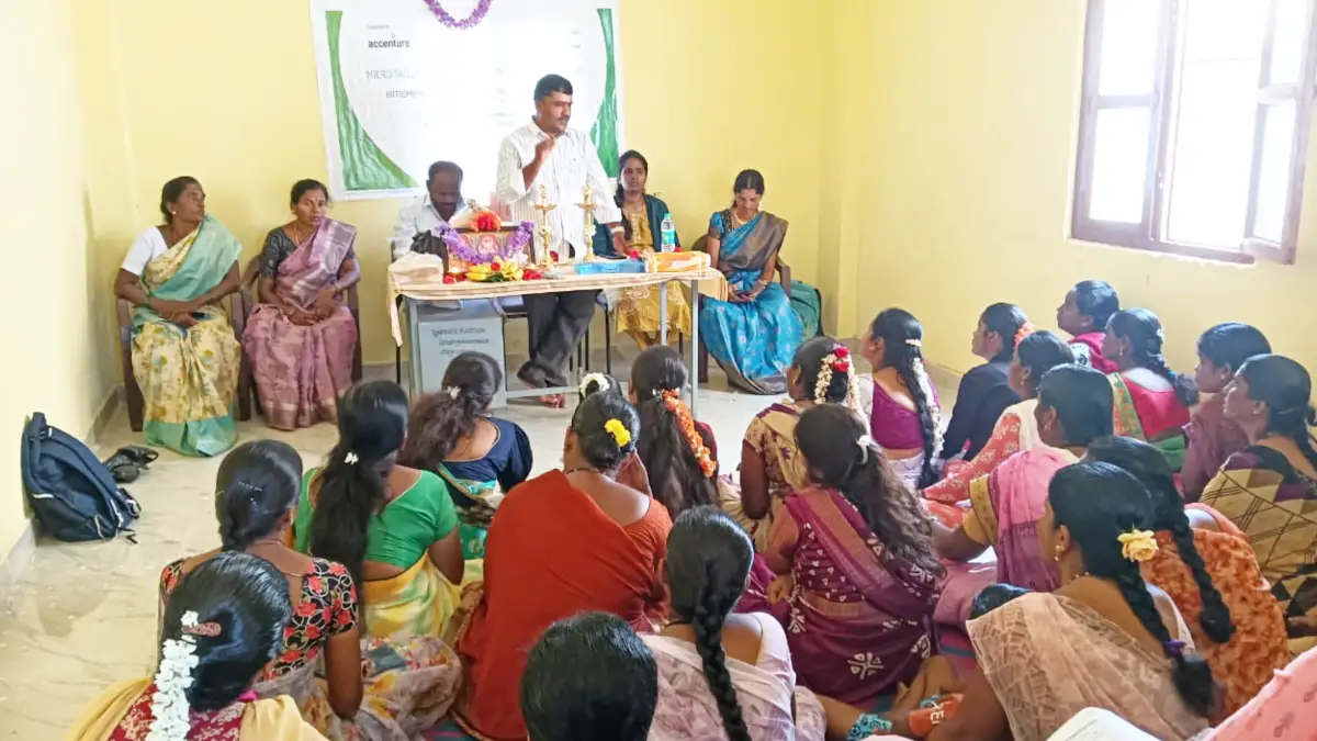 ದೊಡ್ಡಬಳ್ಳಾಪುರ: ಮಹಿಳೆಯರು ಸ್ವಾಭಿಮಾನಿ ಉದ್ಯಮಿಗಳಾಗಲು ಸದಾವಕಾಶ- ಪಿಡಿಒ ಮಲ್ಲೇಶ್