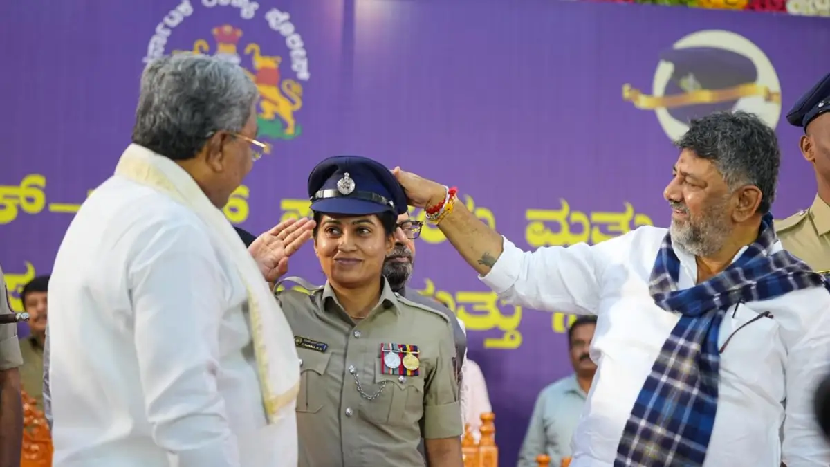 ಆತ್ಮವಿಶ್ವಾಸ, ಕರ್ತವ್ಯ ನಿಷ್ಠೆಯಲ್ಲಿ ರಾಜಿಯಾಗಬೇಡಿ: ಪೊಲೀಸರಿಗೆ ಡಿಸಿಎಂ ಡಿ.ಕೆ. ಶಿವಕುಮಾರ್ ಕಿವಿಮಾತು