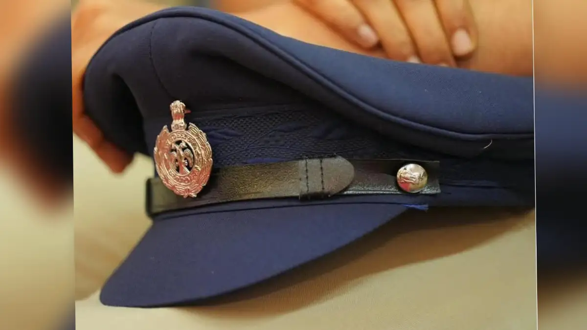 ಗುಡ್ಮಾರ್ನಿಂಗ್ ನ್ಯೂಸ್: ಹೊಸ ಕ್ಯಾಪ್ ಬಣ್ಣಕ್ಕೆ ಪೊಲೀಸರ ಕ್ಯಾತೆ..!