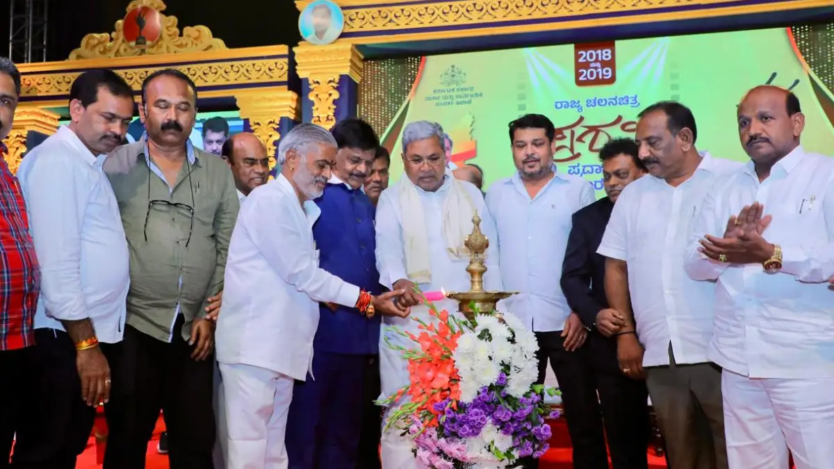 ಕೇವಲ‌ ಸಬ್ಸಿಡಿಗಾಗಿ ಸಿನಿಮಾ ಮಾಡಬೇಡಿ: ಒಳ್ಳೆ ಸಿನಿಮಾ ಮಾಡಿ ಸಬ್ಸಿಡಿ ಪಡೆಯಿರಿ- ಸಿಎಂ ಸಿದ್ದರಾಮಯ್ಯ ಕರೆ