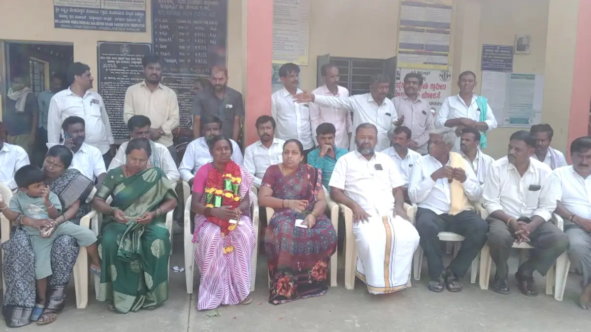 ಹೊಸಹಳ್ಳಿ ಗ್ರಾಪಂ ಅಧ್ಯಕ್ಷರಾಗಿ ಬಿಜೆಪಿ ಹೊನ್ನಮ್ಮ ಚಿಕ್ಕಪಾಪಯ್ಯ ಆಯ್ಕೆ: ಸ್ವಾಮಿ ತಂತ್ರಗಾರಿಕೆಗೆ ಗೆಲುವು..!