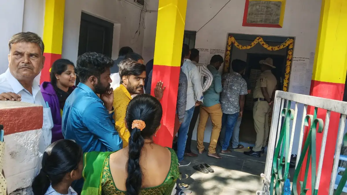 ಕಾರ್ಯನಿರತ ಪತ್ರಕರ್ತರ ಸಂಘದ ಚುನಾವಣೆ; ಉತ್ಸಾಹದಿಂದ ಮತದಾನ