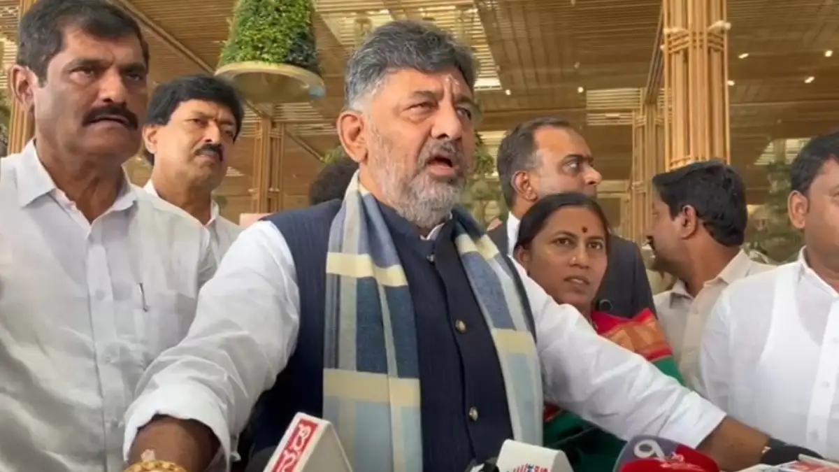 ದೆಹಲಿ ಕಾರು ಸ್ಫೋಟ: ಕೇಂದ್ರದ ವಿರುದ್ಧ ಆರೋಪ ಮಾಡೋ ಸಮಯ ಇದಲ್ಲ- ಡಿಸಿಎಂ ಡಿ.ಕೆ. ಶಿವಕುಮಾರ್