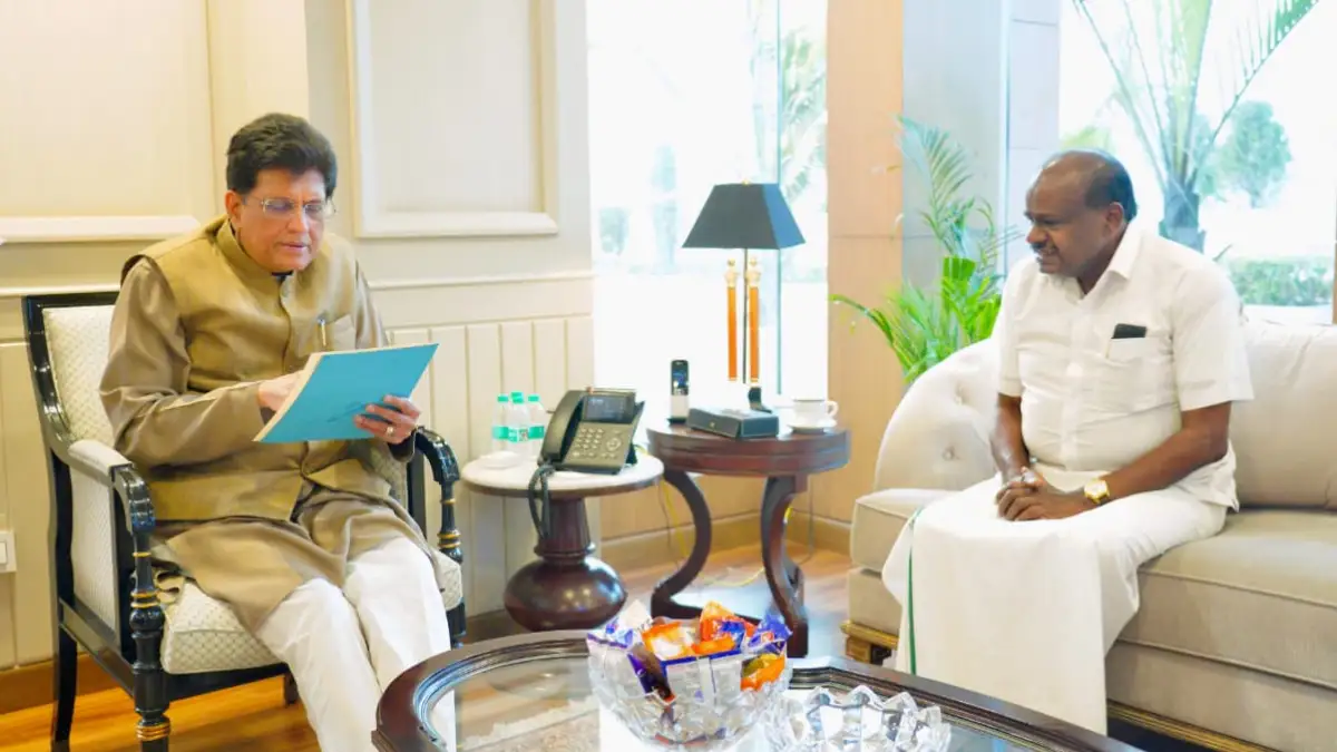 ಕರ್ನಾಟಕದ 9 ಜಿಲ್ಲೆ ಒಳಗೊಂಡ ರಾಷ್ಟ್ರೀಯ ಕೈಗಾರಿಕಾ ಕಾರಿಡಾರ್ ಅಭಿವೃದ್ಧಿ ಕಾರ್ಯಕ್ರಮ (NICDP): ಗೋಯೆಲ್‌ ಜೊತೆ ಕೇಂದ್ರ ಸಚಿವ ಹೆಚ್.ಡಿ.ಕೆ ಮಹತ್ವದ ಚರ್ಚೆ