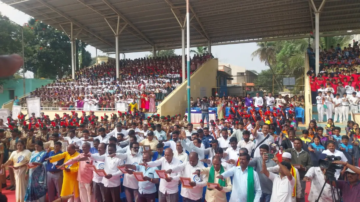 ಗುಡ್ಮಾರ್ನಿಂಗ್ ನ್ಯೂಸ್: ದೊಡ್ಡಬಳ್ಳಾಪುರದಲ್ಲಿ ಸಂವಿಧಾನಕ್ಕೆ ಗೌರವ