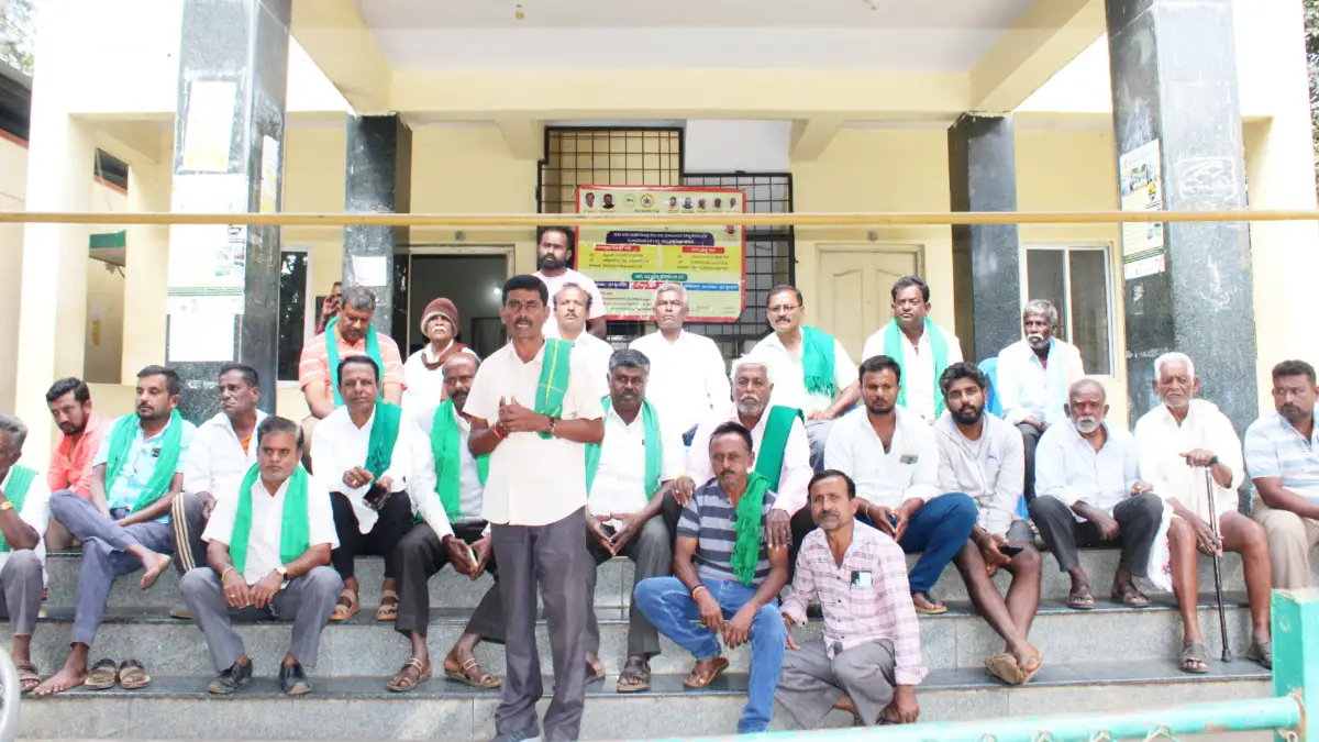 ರಾಗಿ ಖರೀದಿ ನೋಂದಣಿ ಮುಂದುವರೆಸುವಂತೆ ದೊಡ್ಡಬಳ್ಳಾಪುರದಲ್ಲಿ ರೈತರ ಆಗ್ರಹ