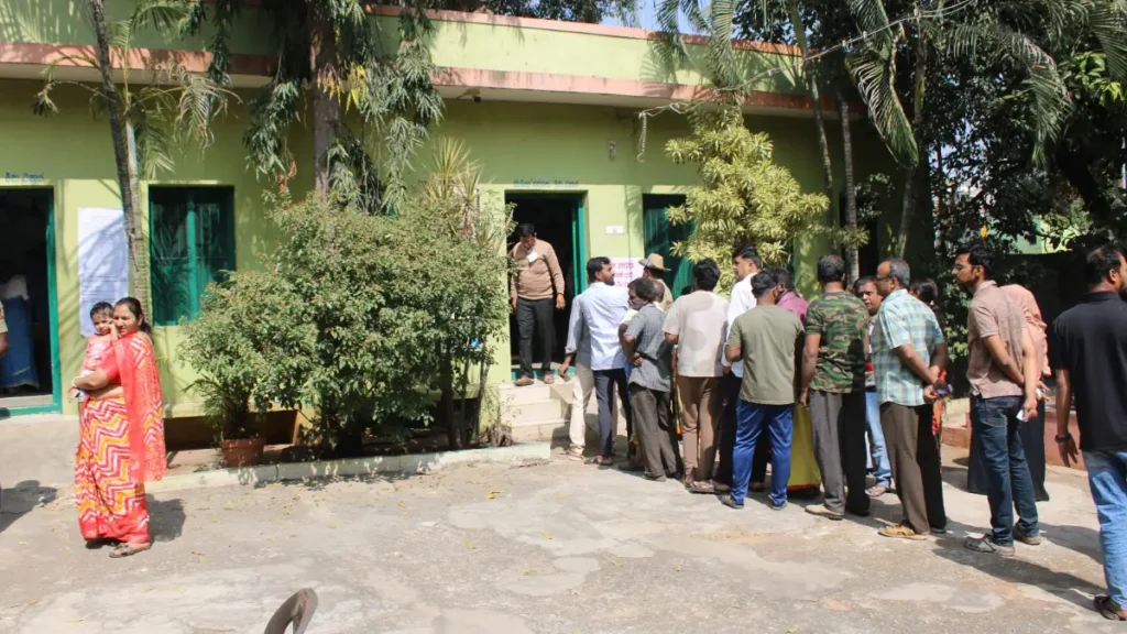 Bashettihalli election peaceful..