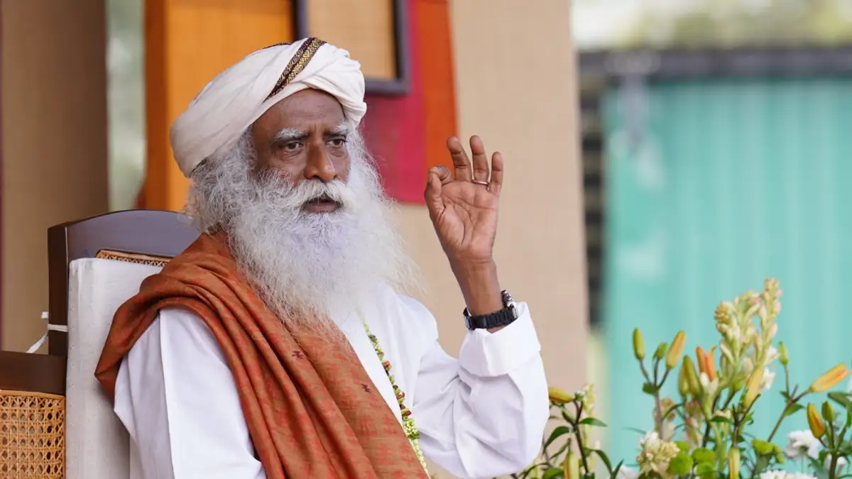 ಬಾಂಗ್ಲಾ ಹಿಂದೂಗಳ ವಿರುದ್ಧದ ಹಿಂಸಾಚಾರ; ಮೌನವನ್ನು ಪ್ರಶ್ನಿಸಿದ ಸದ್ಗುರು