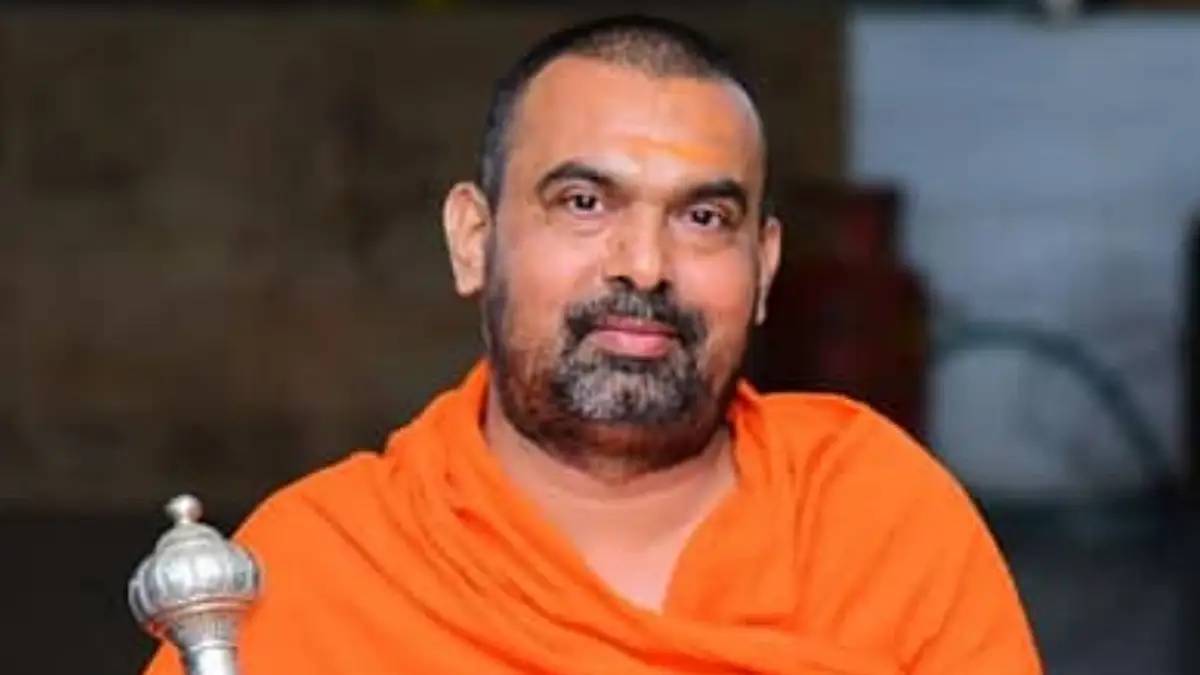 ಹೃದಯಾಘಾತ: ಕನಕ ಗುರುಪೀಠದ ಸಿದ್ಧರಾಮಾನಂದ ಪುರಿ ಶ್ರೀ ನಿಧನ