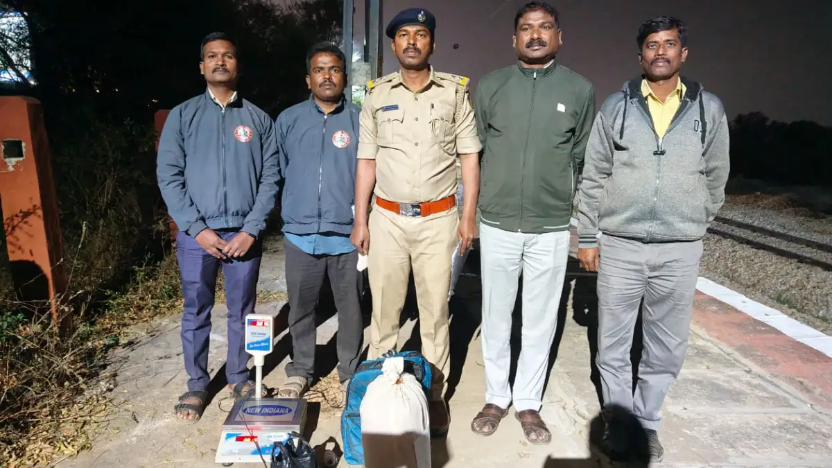 ಬೆಂ‌‌‌‌‌.ಗ್ರಾ.ಜಿಲ್ಲೆ..03 ಎನ್.ಡಿ.ಪಿ.ಎಸ್ ಪ್ರಕರಣ: ಇಬ್ಬರು ಆರೋಪಿಗಳು ಪರಾರಿ..!