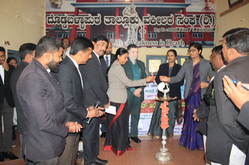 ದೊಡ್ಡಬಳ್ಳಾಪುರ: ಕೋರ್ಟ್ ಆವರಣದಲ್ಲಿ ಉಚಿತ ಆರೋಗ್ಯ ತಪಾಸಣಾ ಶಿಬಿರ