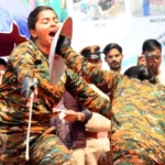 Akka Pade: Defensive Mock Demonstration