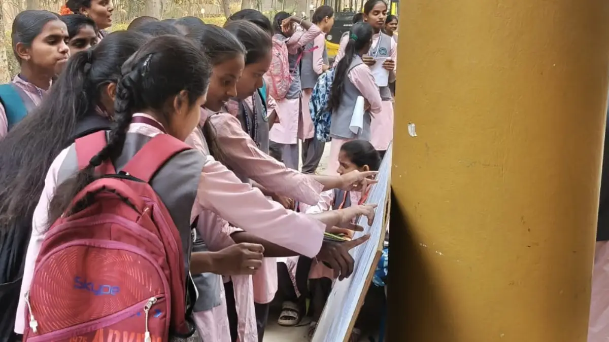 ದ್ವಿತೀಯ PUC ಮೊದಲ ದಿನದ ಪರೀಕ್ಷೆ ಸುಸೂತ್ರ: ಜಿಲ್ಲೆಯಲ್ಲಿ 111 ವಿದ್ಯಾರ್ಥಿಗಳು ಗೈರು