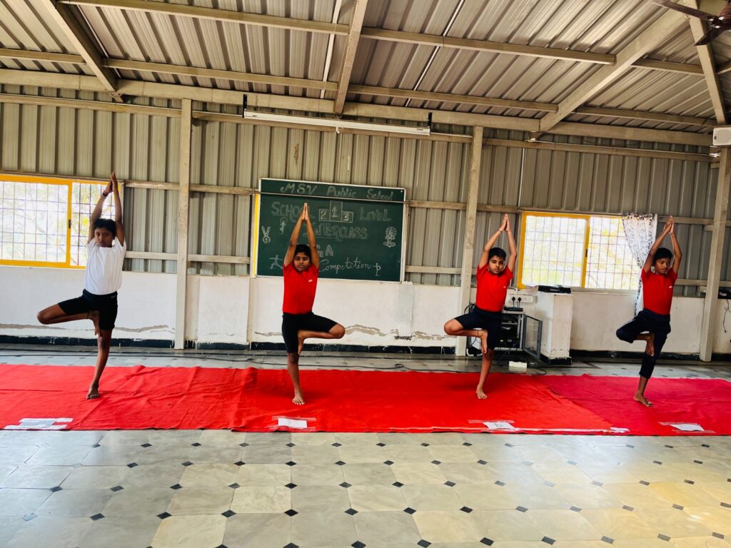 ದೊಡ್ಡಬಳ್ಳಾಪುರ: MSV ಪಬ್ಲಿಕ್ ಶಾಲೆಯಲ್ಲಿ ಯೋಗಾ ಸ್ಪರ್ಧೆ