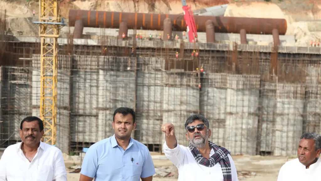 Yettinahole project supplies water to 7 lakes in Doddaballapura taluk including Arudi..!