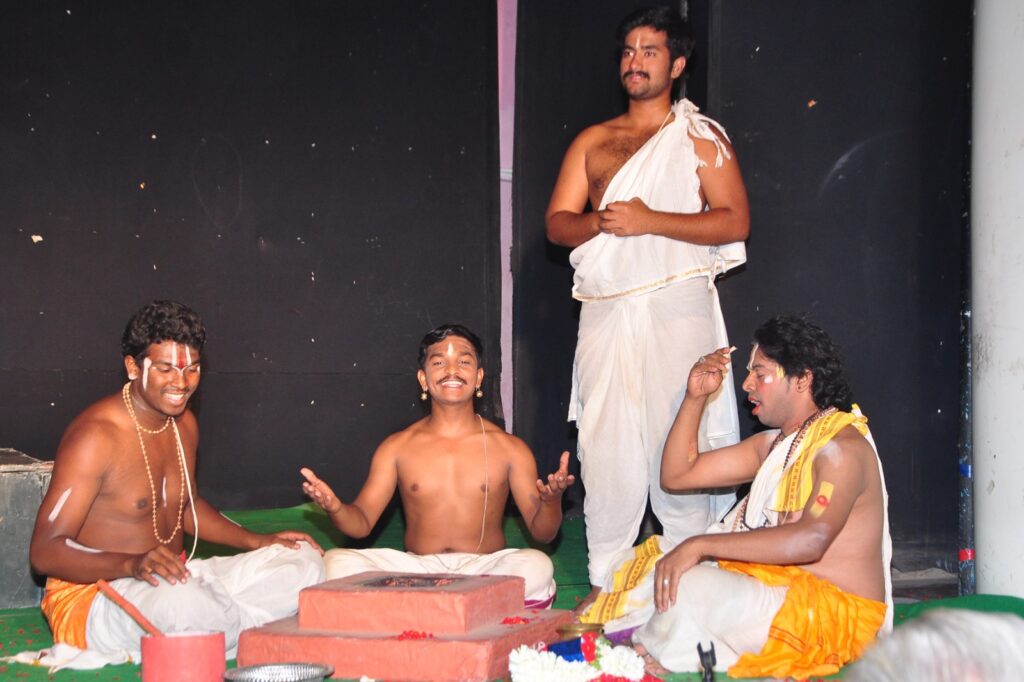 ದೊಡ್ಡಬಳ್ಳಾಪುರದಿಂದ ಶಿವ ಸಂಚಾರ ನಾಟಕೋತ್ಸವ ಪ್ರಾರಂಭ