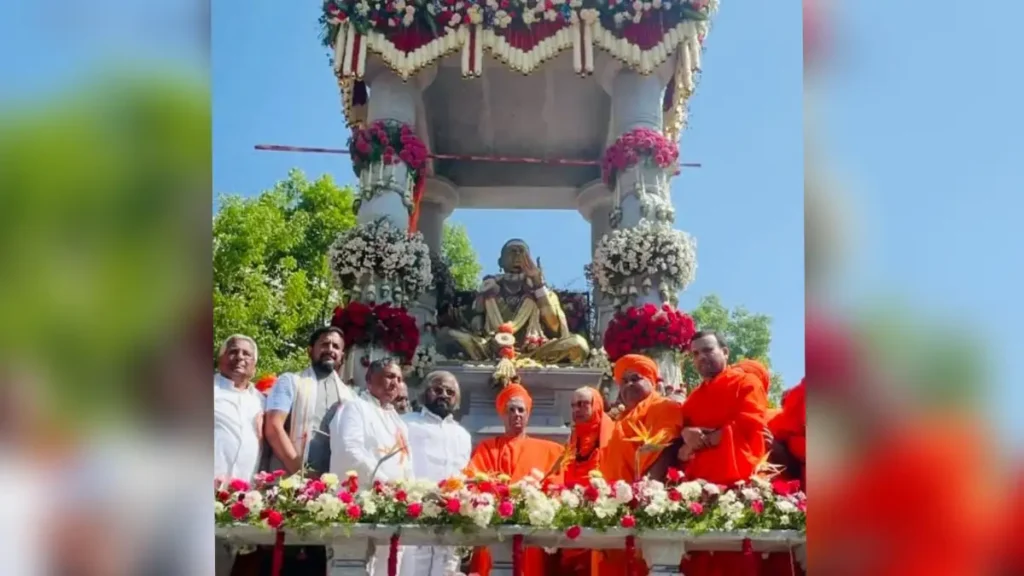 Bronze statue of Jagajyoti Basaveshwara unveiled