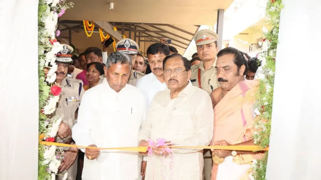 Real estate scam should not be allowed in the police department: Minister Parameshwar